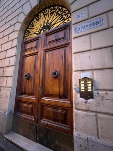 Luxury Room Anelli Center Of Roma ภายนอก รูปภาพ