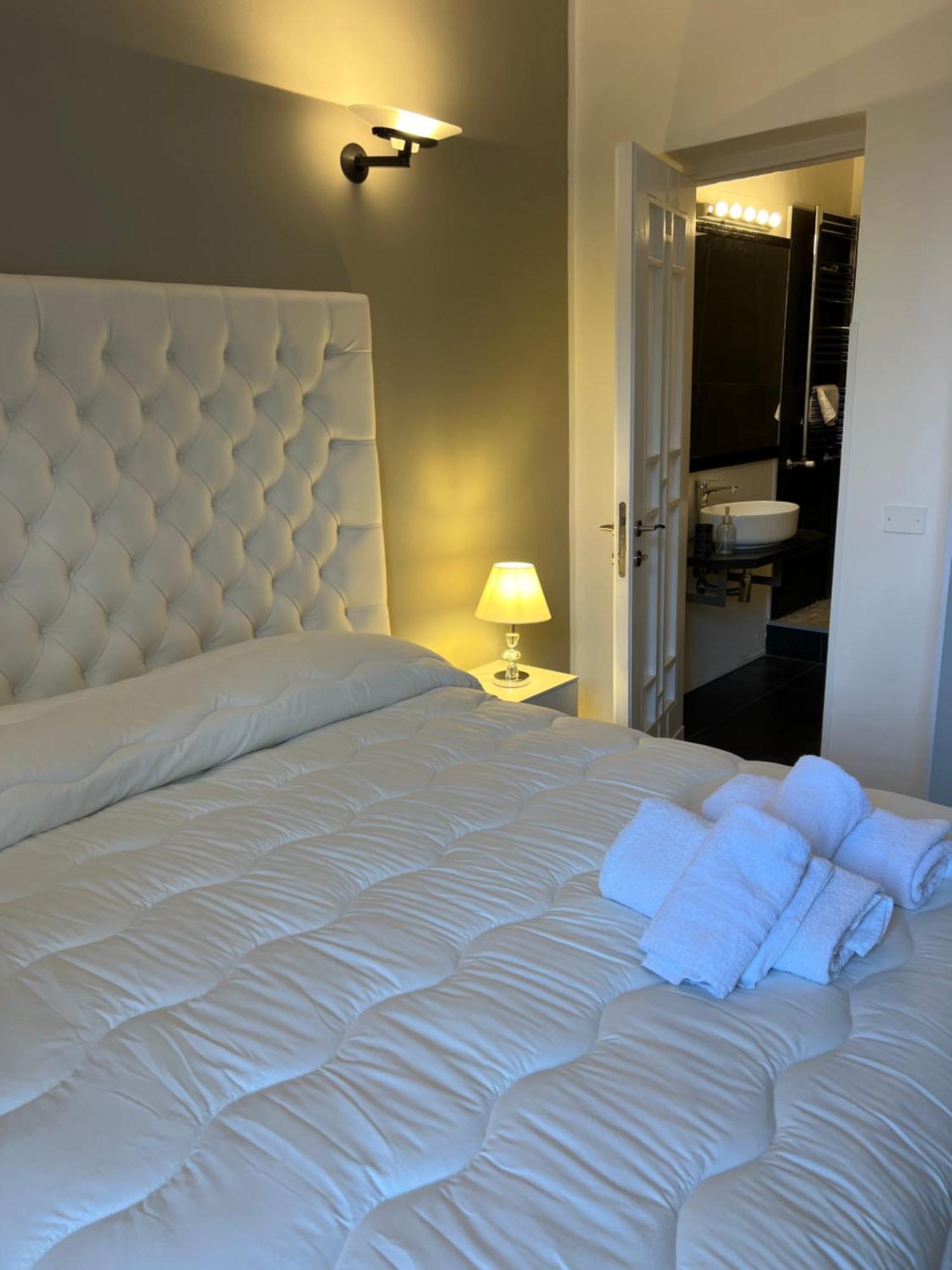 Luxury Room Anelli Center Of Roma ภายนอก รูปภาพ