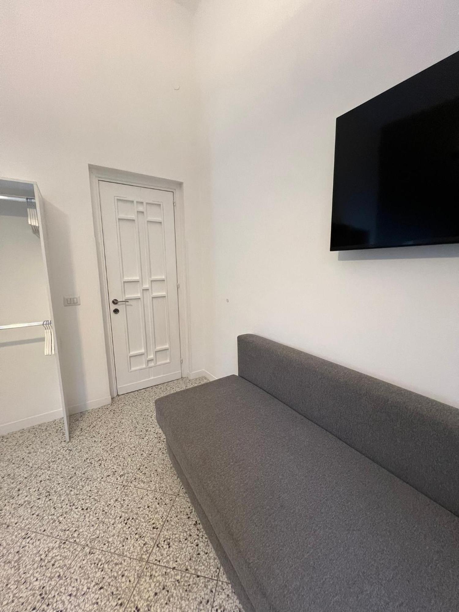 Luxury Room Anelli Center Of Roma ภายนอก รูปภาพ