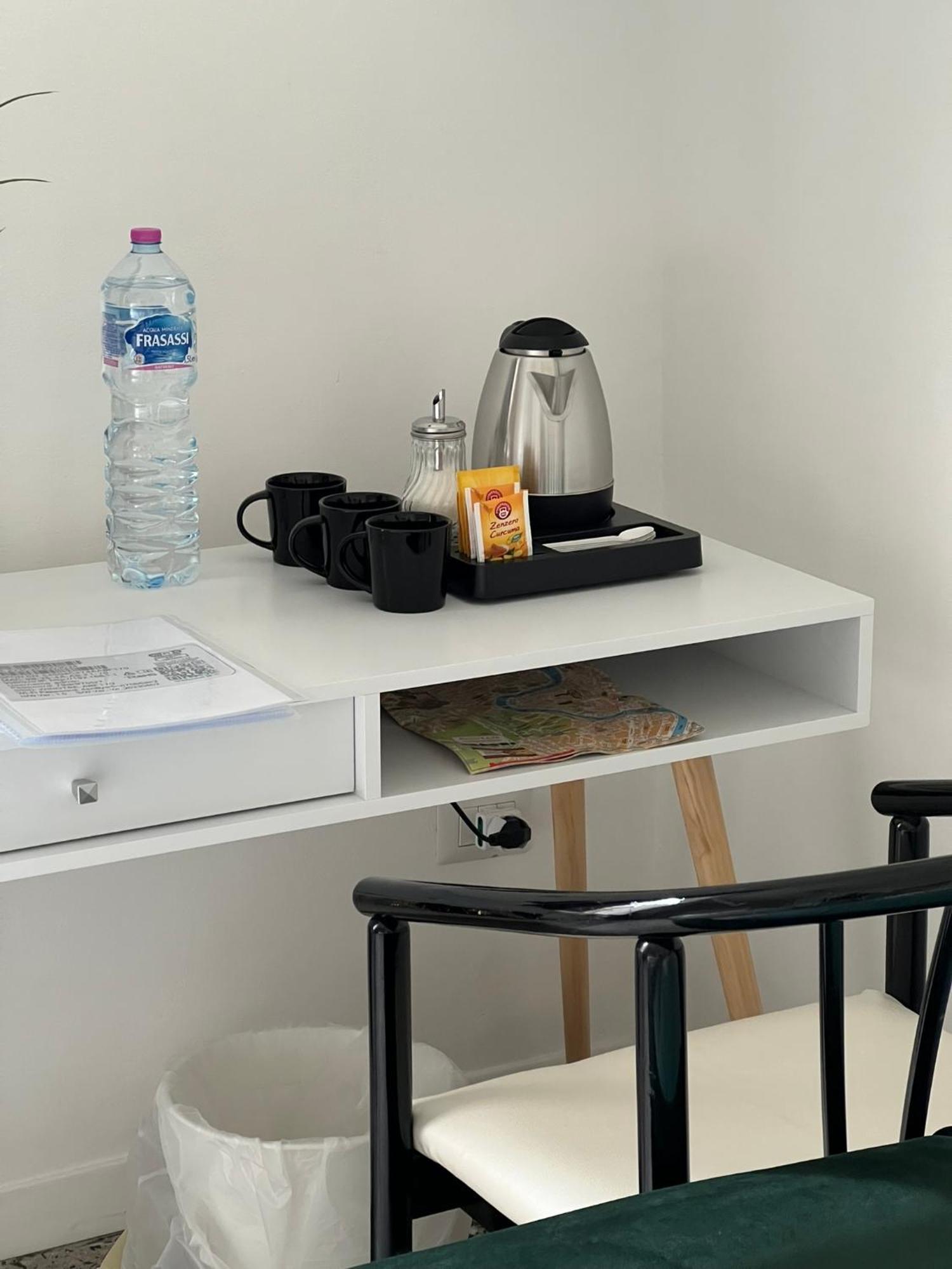 Luxury Room Anelli Center Of Roma ภายนอก รูปภาพ